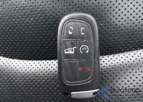 2019 Jeep Cherokee Limited 4X4 from USA, damaged, VIN 1C4PJMDX0KD309246